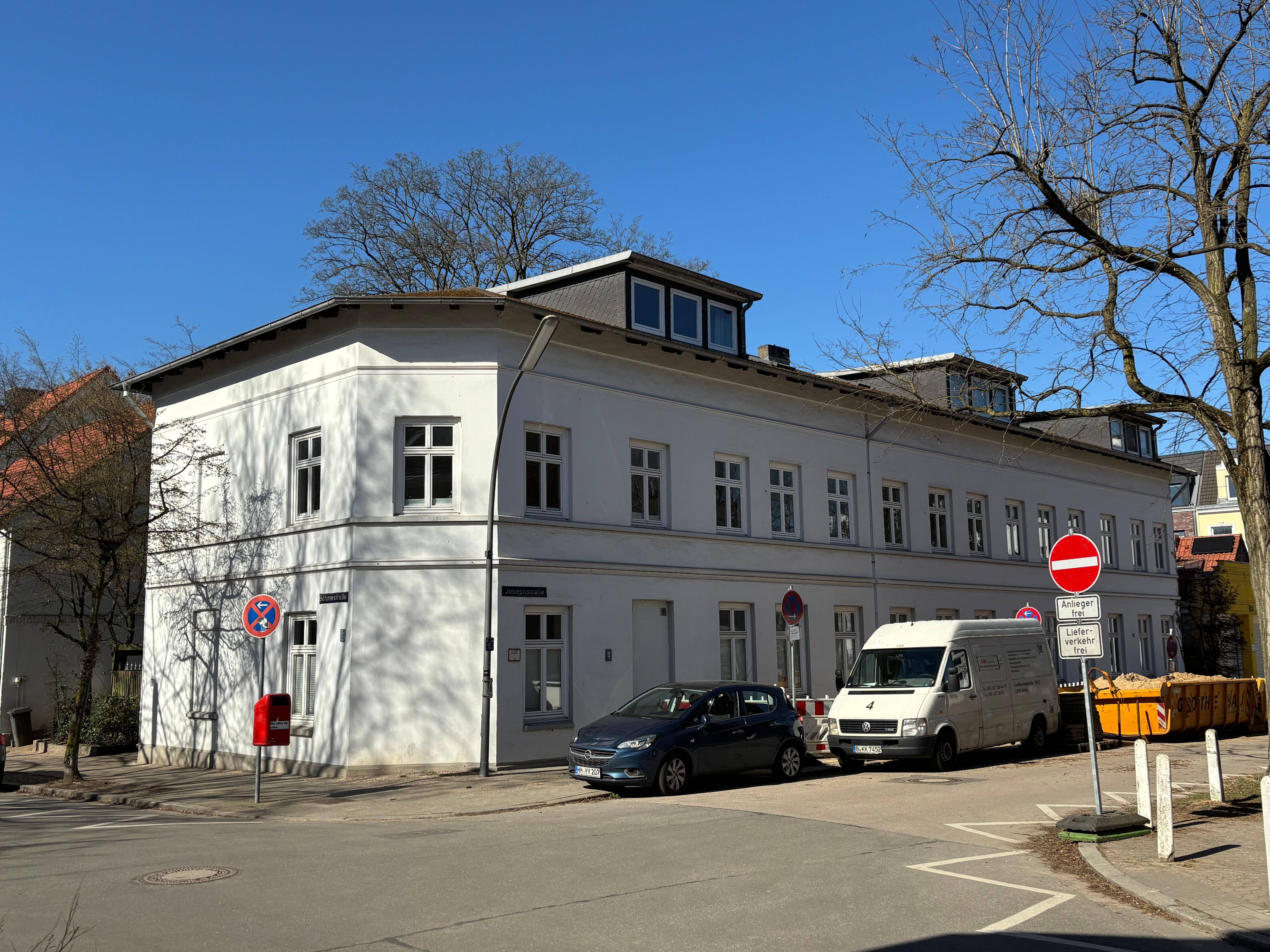 Mehrfamilienhaus zum Kauf · als Kapitalanlage geeignet
