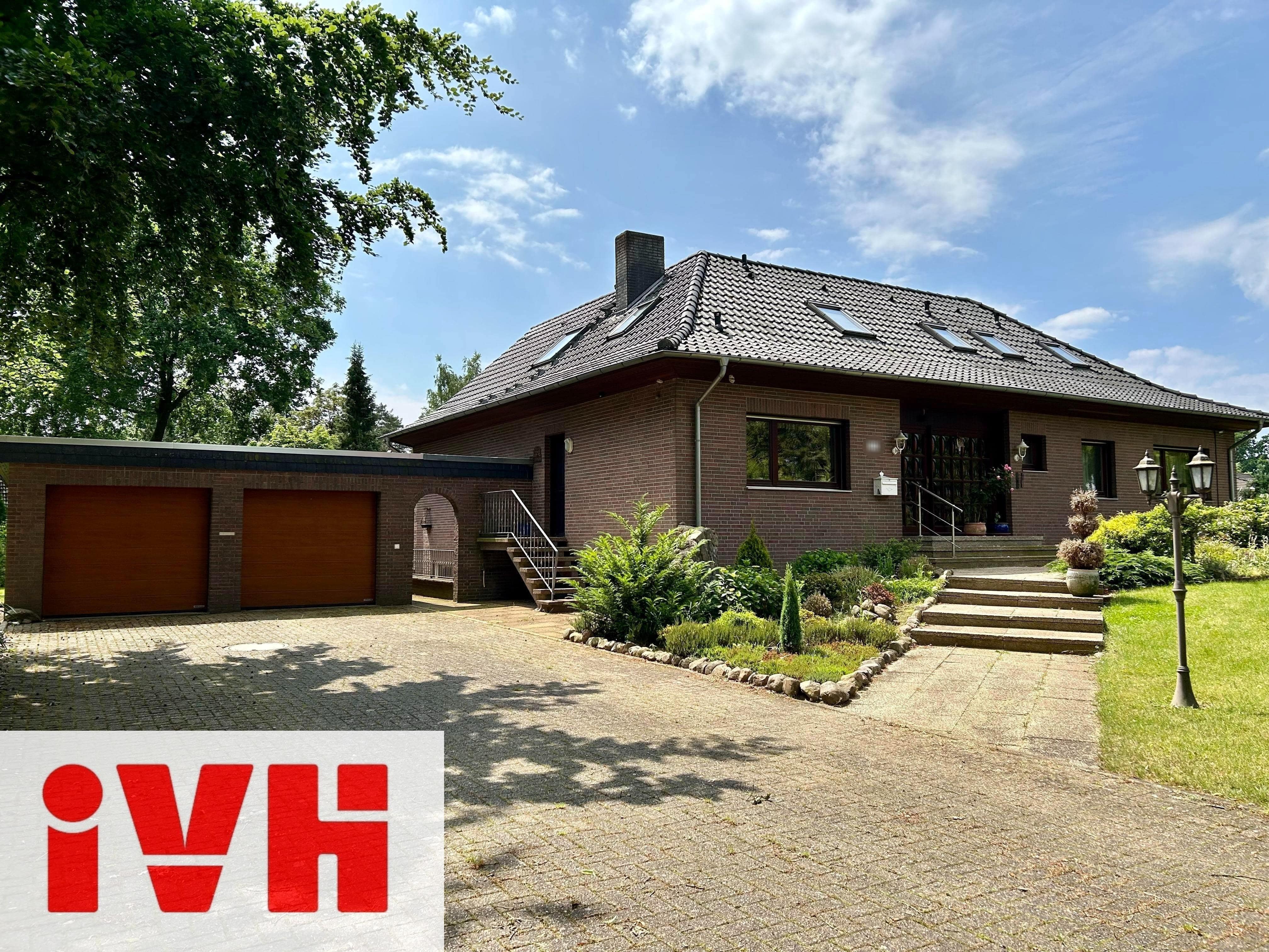 Einfamilienhaus zum Kauf 359.000 € 6,5 Zimmer 230 m²<br/>Wohnfläche 1.679 m²<br/>Grundstück Bockhorn Walsrode 29664