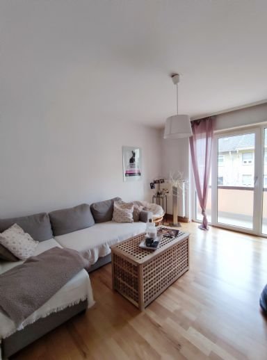 Wohnung zur Miete 500 € 2 Zimmer 61 m² 2. Geschoss frei ab 01.04.2025 Mitte / Stadtbezirk 111 Ludwigshafen am Rhein 67059