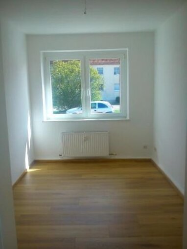 Wohnung zur Miete 140 € 1 Zimmer 20 m² Erdgeschoss Hauptstraße 172 Markkleeberg Markkleeberg 04416