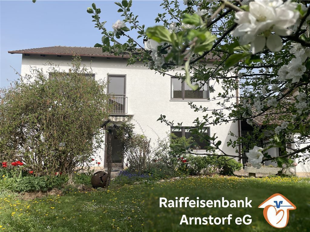 Einfamilienhaus zum Kauf 324.000 € 5 Zimmer 155,8 m²<br/>Wohnfläche 655 m²<br/>Grundstück Ab sofort<br/>Verfügbarkeit Münchsdorf Roßbach , Niederbay 94439