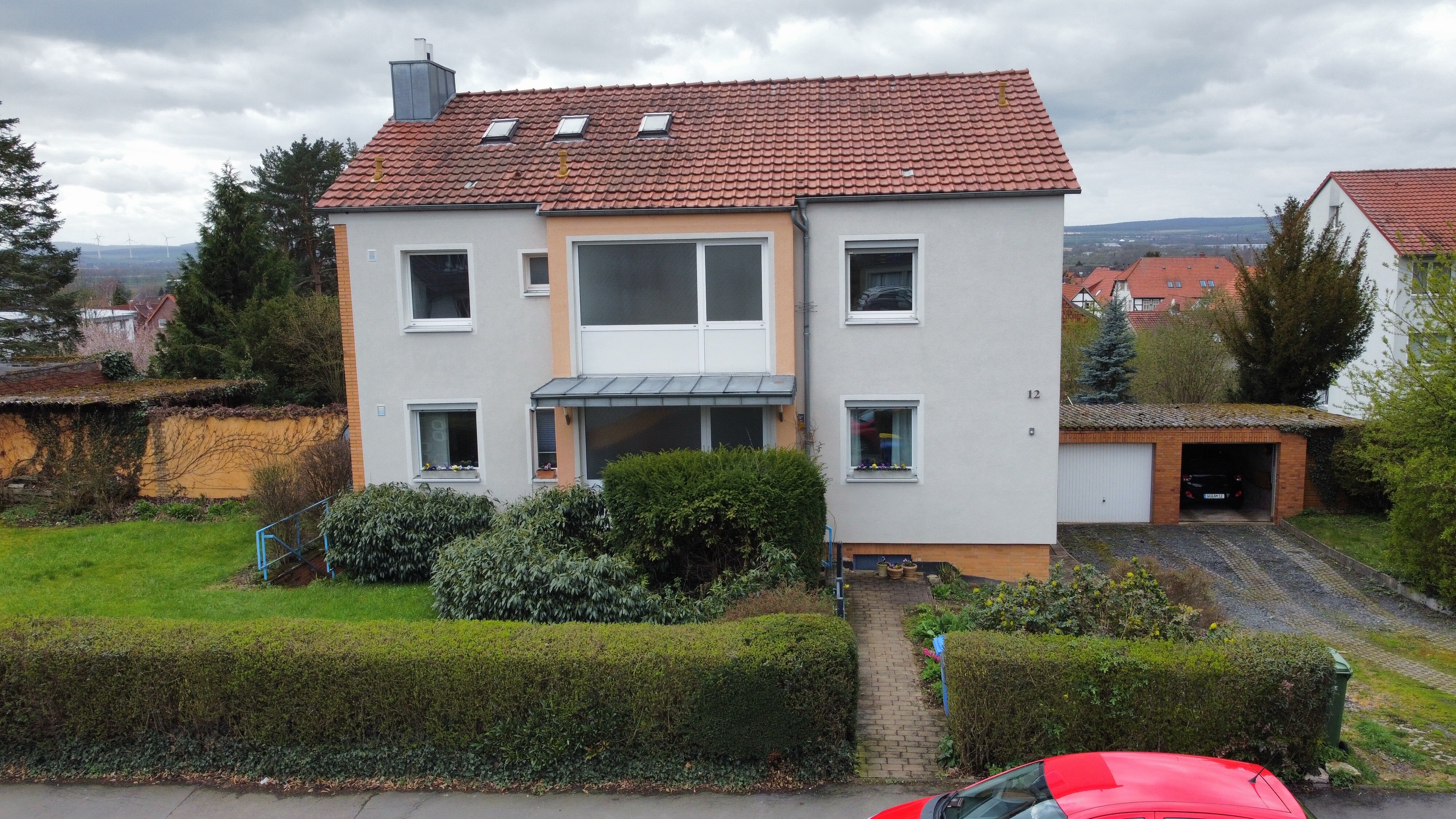 Mehrfamilienhaus zum Kauf 850.000 € 13 Zimmer 255 m²<br/>Wohnfläche 1.640 m²<br/>Grundstück Alt-Geismar Göttingen 37085