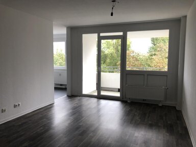 Wohnung zur Miete 675 € 2 Zimmer 58,7 m² 4. Geschoss Potsdamer Straße 63 Hassels Düsseldorf 40599