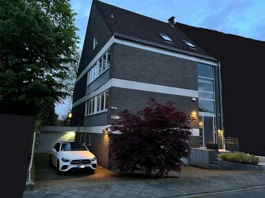 Wohnung zur Miete 900 € 4,5 Zimmer 150 m² frei ab sofort Bedburger Str. 6 Bilk Düsseldorf 40221