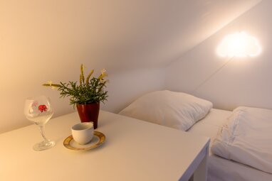 Wohnung zur Miete Wohnen auf Zeit 2.100 € 4 Zimmer 60 m² frei ab 29.09.2024 Mülheim Köln 51063