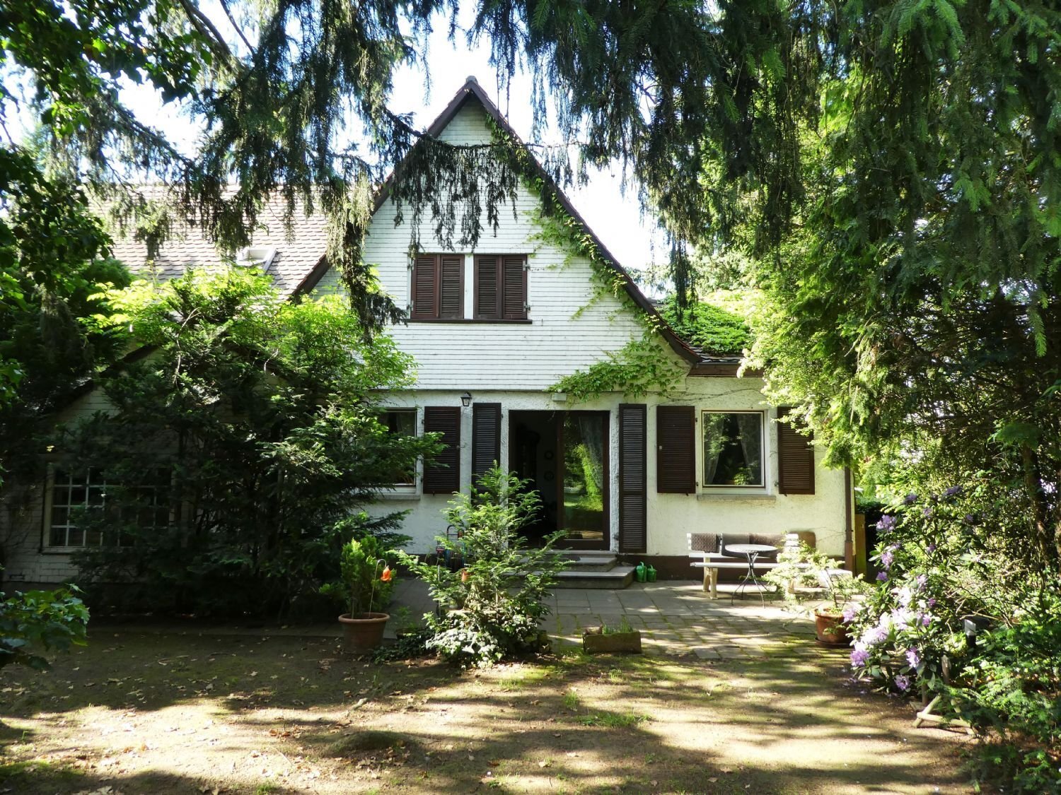 Einfamilienhaus zum Kauf 980.000 € 5 Zimmer 160 m²<br/>Wohnfläche 1.007 m²<br/>Grundstück Frankfurter Berg Frankfurt 60433