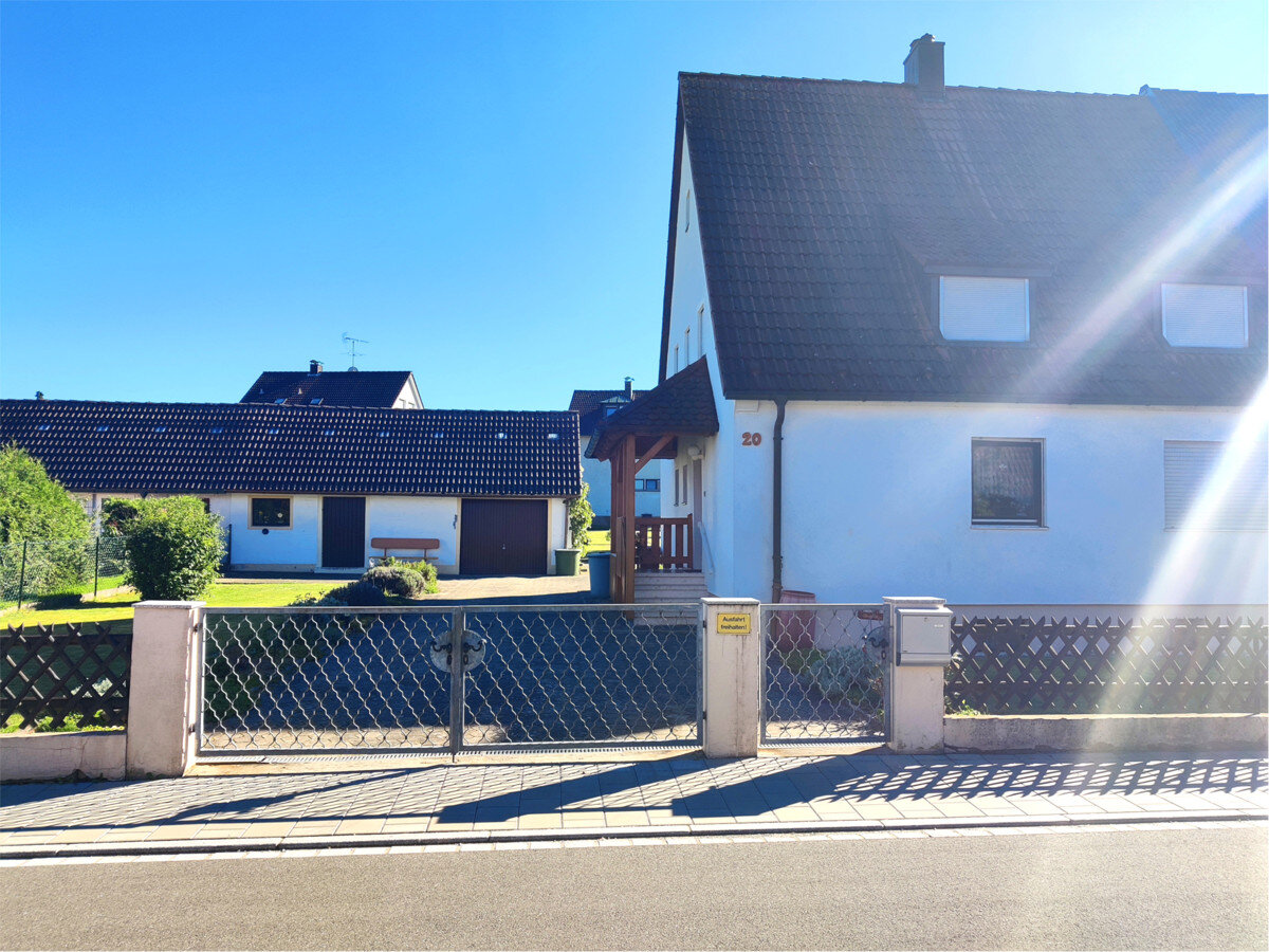 Doppelhaushälfte zum Kauf 495.000 € 6 Zimmer 130 m²<br/>Wohnfläche 1.163 m²<br/>Grundstück Eckenhaid Eckental 90542