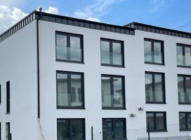 Doppelhaushälfte zur Miete 2.400 € 5 Zimmer 176 m² 275 m² Grundstück frei ab sofort Langendiebach Erlensee 63526