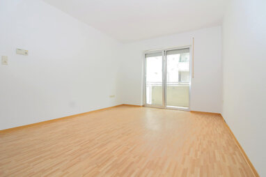 Wohnung zur Miete 452 € 2 Zimmer 55,9 m² 2. Geschoss frei ab 01.08.2024 Mitte / Stadtbezirk 111 Ludwigshafen am Rhein 67059
