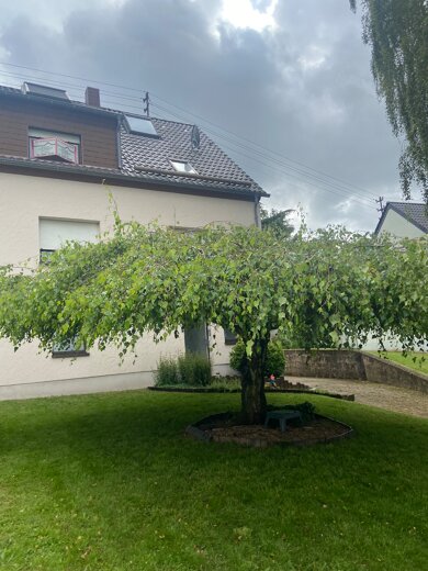 Einfamilienhaus zum Kauf 199.000 € 6 Zimmer 145 m² 841 m² Grundstück Eppelborn Eppelborn 66571