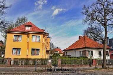 Mehrfamilienhaus zum Kauf Zwangsversteigerung 1 Zimmer 500 m² 1.029 m² Grundstück Prödel Prödel 39264