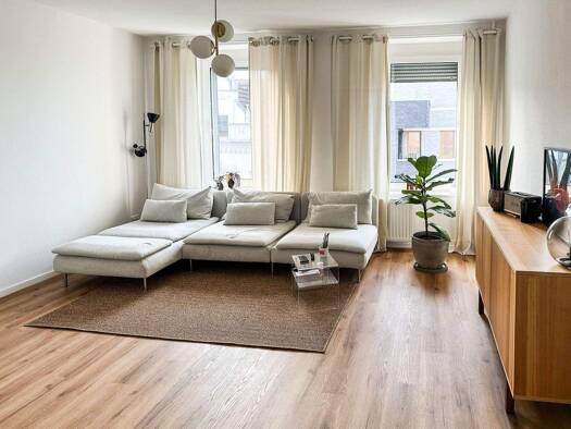 Wohnung zur Miete 930 € 4 Zimmer 90 m² 2. Geschoss frei ab 01.03.2026 Stadtmitte Grevenbroich 41515