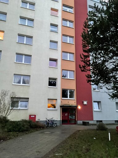 Wohnung zur Miete nur mit Wohnberechtigungsschein 359,68 € 3 Zimmer 78,4 m² 3. Geschoss Freiherr-v.-Stein-Straße 57 Kirchhain Marburg 35041