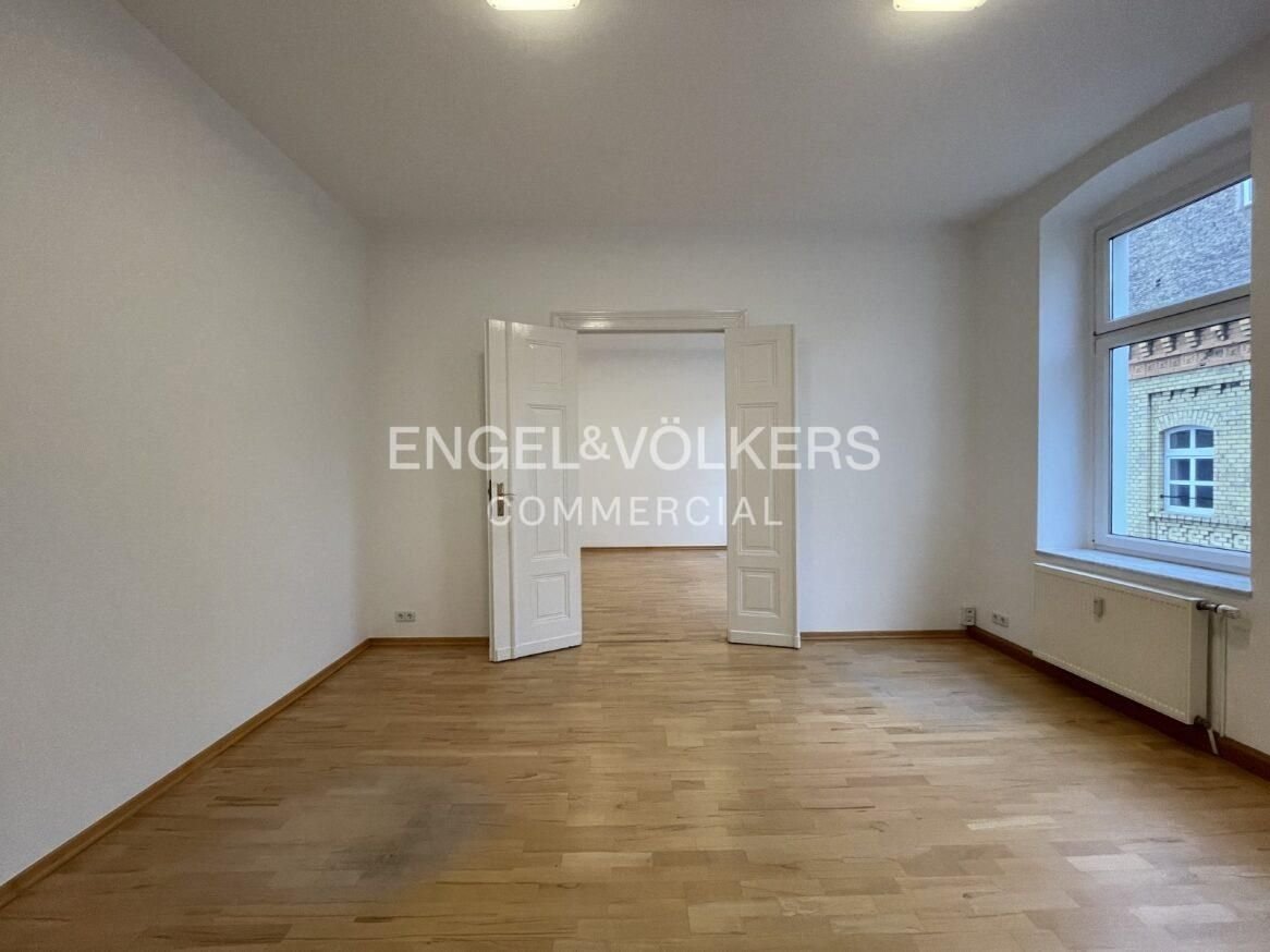 Büro-/Praxisfläche zur Miete 25 € 108 m²<br/>Bürofläche ab 108 m²<br/>Teilbarkeit Mitte Berlin 10115