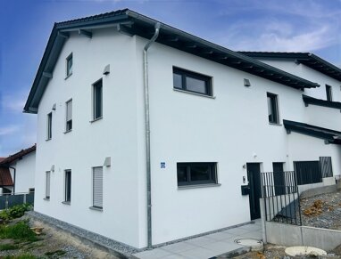 Wohnung zur Miete 875 € 2 Zimmer 82,6 m² Heining Passau 94036