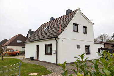 Einfamilienhaus zur Miete 950 € 4 Zimmer 100 m² Hasport - Annenheide - Bezirk 1 Delmenhorst 27755