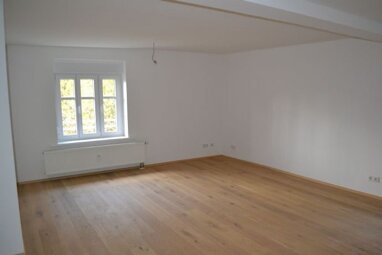 Wohnung zur Miete 1.200 € 4 Zimmer 120,6 m² 1. Geschoss Burgthann Burgthann 90559