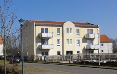 Wohnung zur Miete 450 € 2 Zimmer 59,8 m² 2. Geschoss Waldfrieden 3 Neuhardenberg Neuhardenberg 15320