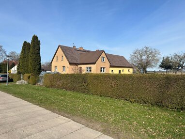 Einfamilienhaus zum Kauf 411.000 € 10 Zimmer 259 m² 8.300 m² Grundstück Karlshof Rosenow 17091