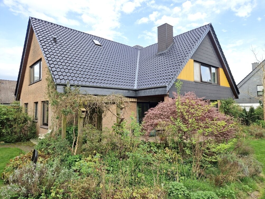 Haus zum Kauf 849.000 € 8 Zimmer 270 m²<br/>Wohnfläche 1.350 m²<br/>Grundstück Am Steingrab 15 Buxtehude Buxtehude 21614