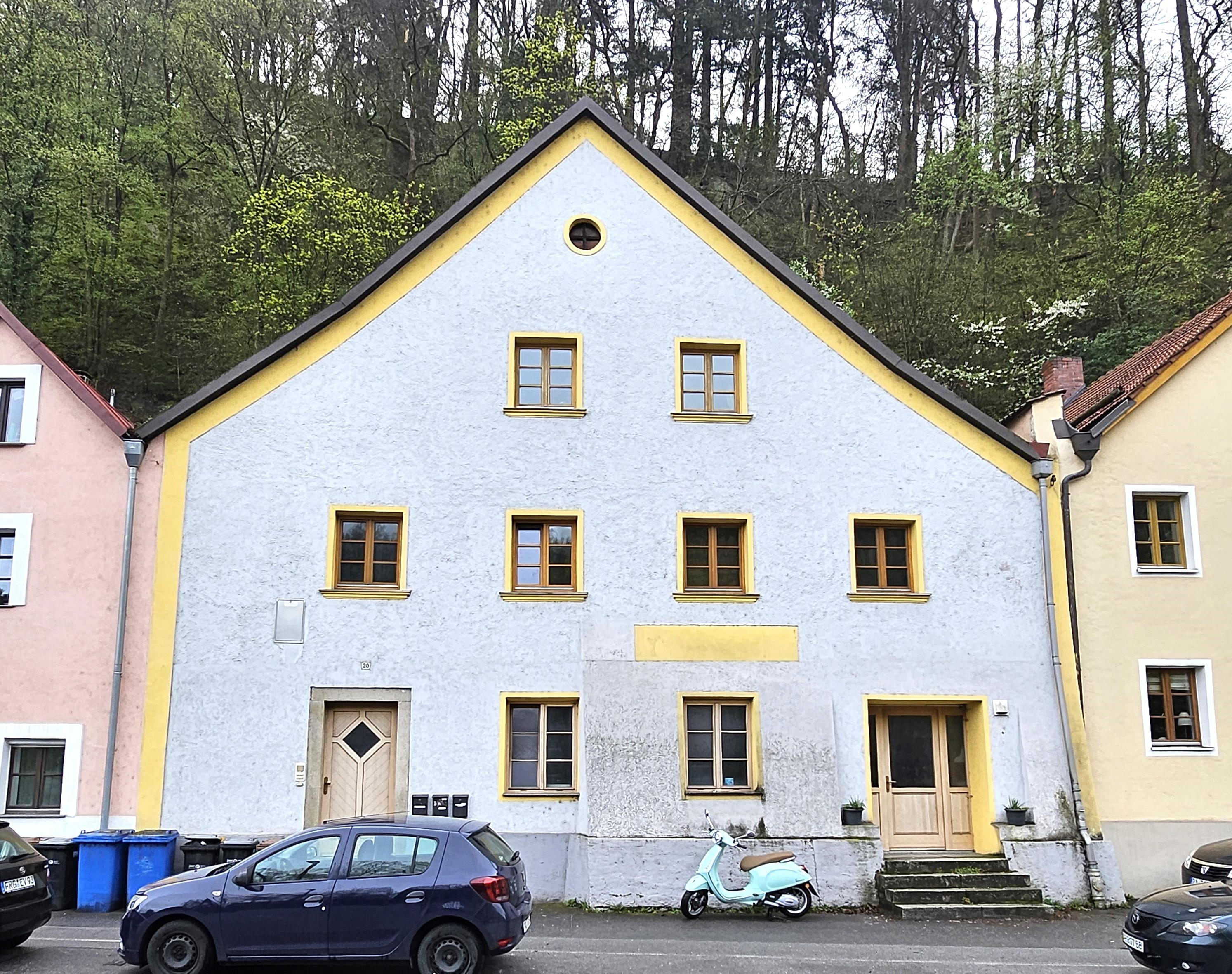 Haus zum Kauf 415.000 € 11 Zimmer 226,8 m²<br/>Wohnfläche 260 m²<br/>Grundstück Grubweg Passau 94034