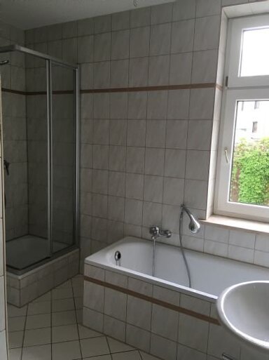 Wohnung zur Miete 405 € 3 Zimmer 81 m² EG Anton-Günther-Str. 11 Wilkau-Haßlau 08112