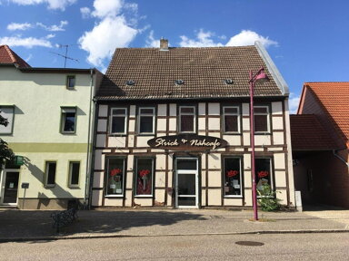 Mehrfamilienhaus zum Kauf provisionsfrei 129.000 € 12 Zimmer 316 m² 272 m² Grundstück Brandenburger Str. 19 Genthin Genthin 39307