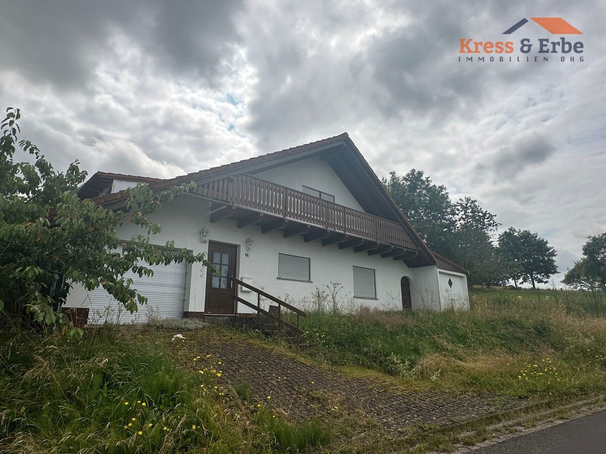 Bungalow zum Kauf 380.000 € 4 Zimmer 133,7 m²<br/>Wohnfläche 778 m²<br/>Grundstück Eichelhain Lautertal 36369