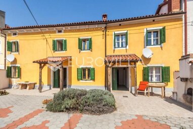 Haus zum Kauf 369.000 € 5 Zimmer 200 m² Marcana Marcana center 52206