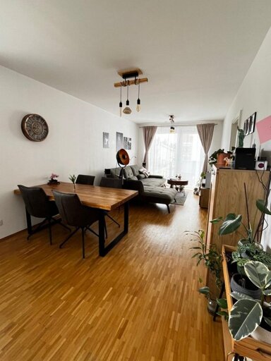 Wohnung zur Miete 650 € 2 Zimmer 54 m² Geschoss 1/1 Hamburg 22767