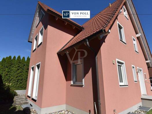 Einfamilienhaus zur Miete 1.300 € 7 Zimmer 150 m² 300 m² Grundstück Großlangheim 97320