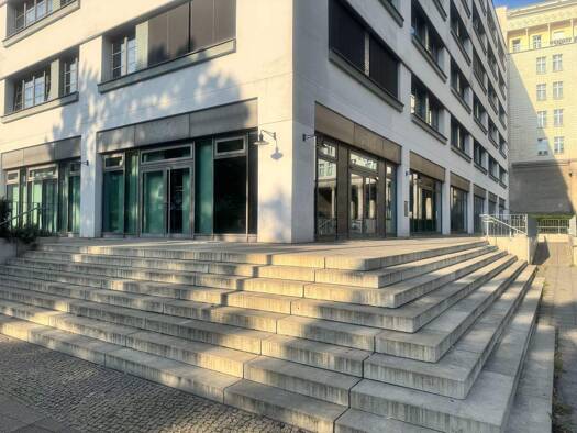 Laden zur Miete 455 m² Verkaufsfläche Warschauer Straße 5 Friedrichshain Berlin 10243