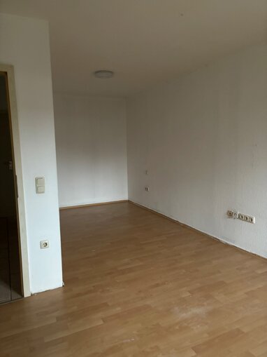 Wohnung zur Miete 288 € 1 Zimmer 36 m² Bernreuther Straße 4a Auerbach Auerbach in der Oberpfalz 91275