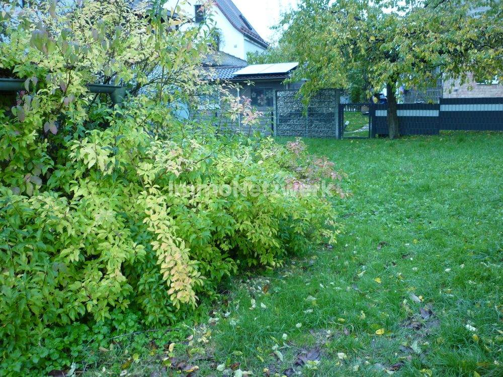Großzügiges Grundstück in ruhiger und sonniger Randlage