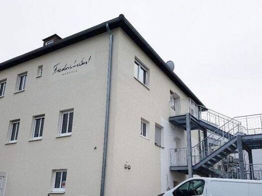 Wohnung zur Miete 400 € 1 Zimmer 16 m² frei ab sofort Marbach Marbach am Neckar 71672