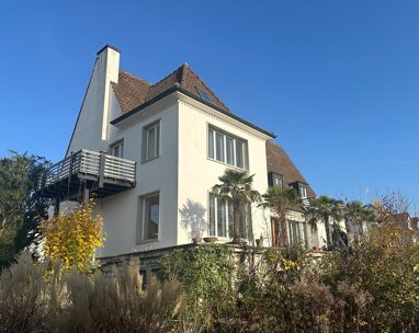 Haus zum Kauf 1.190.000 € 7 Zimmer 340 m² 1.221 m² Grundstück frei ab 01.04.2025 Galgengartenstraße 14 Nord Schwabach 91126