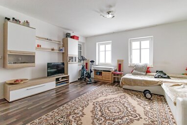 Wohnung zum Kauf 159.000 € 2 Zimmer 49,7 m² Uhingen Uhingen 73066