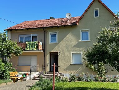 Wohnung zur Miete 810 € 5 Zimmer 98 m² 1. Geschoss frei ab sofort Rothenburger Weg 6 Uffenheim Uffenheim 97215