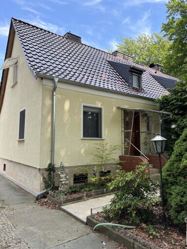 Doppelhaushälfte zum Kauf Provisionsfrei 219.000 € 4 Zimmer 90 m² 468 m² Grundstück Siedlung 102 Dessau-Rosslau 06846