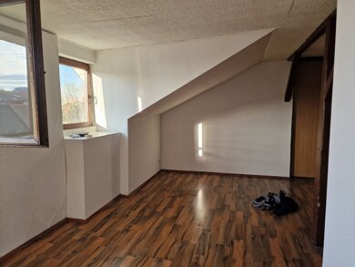 Wohnung zur Miete 205 € 1 Zimmer 45 m² frei ab sofort Werdauer Straße 63 Crimmitschau Crimmitschau 08451