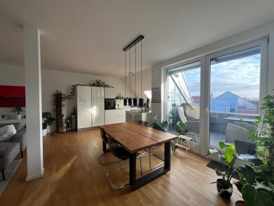 Wohnung zur Miete 1.000 € 2 Zimmer 90 m² Geschoss 3/3 Kitzingen Kitzingen 97318