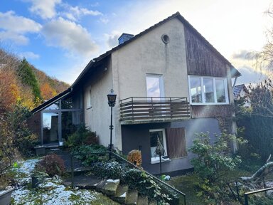 Haus zum Kauf 265.000 € 8 Zimmer 163 m² 1.540 m² Grundstück Helsa Helsa 34298