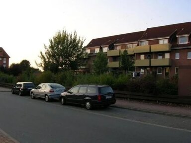 Wohnung zur Miete 385 € 2 Zimmer 54,6 m² frei ab sofort Moorring 19a Lauenburg/Elbe 21481