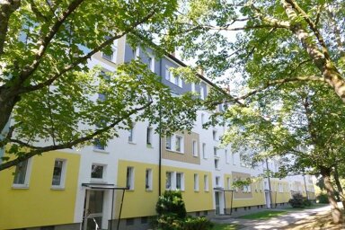 Wohnung zur Miete 360 € 3 Zimmer 58 m² 3. Geschoss frei ab sofort Albert-Schweitzer-Straße 36 Altendorf 924 Chemnitz 09116