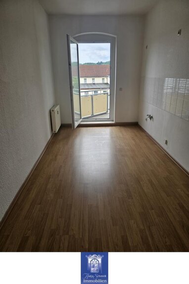 Wohnung zur Miete 324 € 2 Zimmer 59 m² Döbeln Döbeln 04720