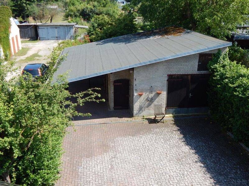 Immobilie in Rüdersdorf bei Berlin - BEREITS RESERVIERT: Zweifamilienhaus mit großem Garten in Hennickendorf - Bild 2