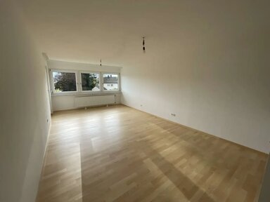 Wohnung zur Miete 700 € 3 Zimmer 80 m² frei ab sofort Siebenbürgerplatz 1 Laufen Laufen 83410