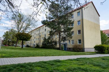 Wohnung zur Miete 309 € 3 Zimmer 61,8 m² 2. Geschoss German-Titow-Str. 11 Aschersleben Aschersleben 06449