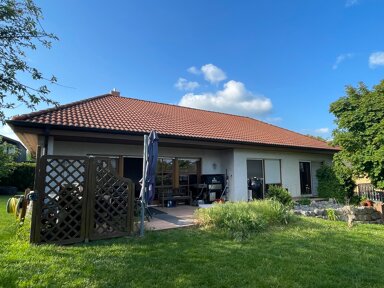 Bungalow zum Kauf 385.000 € 4 Zimmer 128,9 m² 696 m² Grundstück Eschwege Eschwege 37269