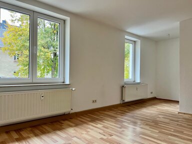 Wohnung zur Miete 240 € 2 Zimmer 43,7 m² 1. Geschoss frei ab 01.04.2025 Lengenfelder Str. 22 Treuen Treuen 08233